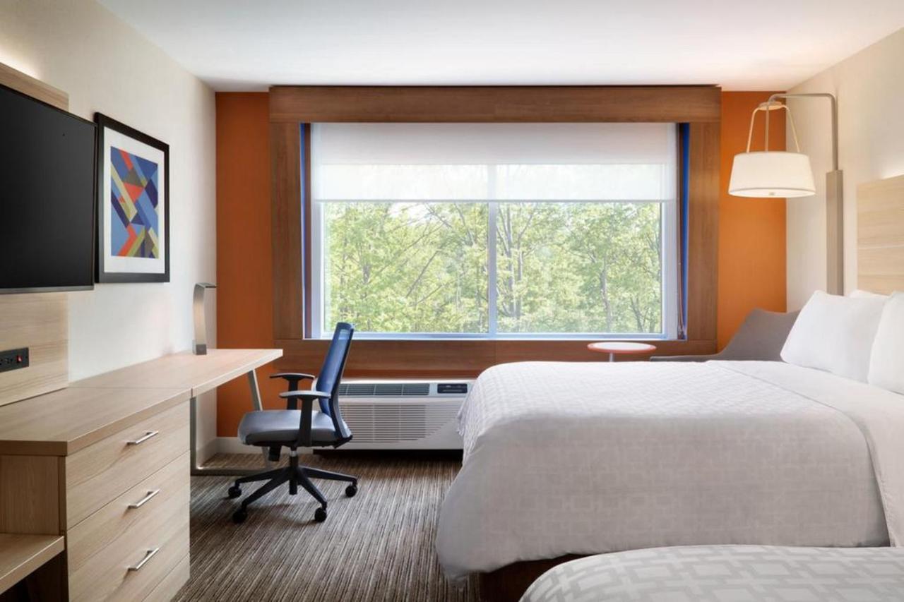 Holiday Inn Express & Suites - Madison West - Middleton By Ihg Buitenkant foto