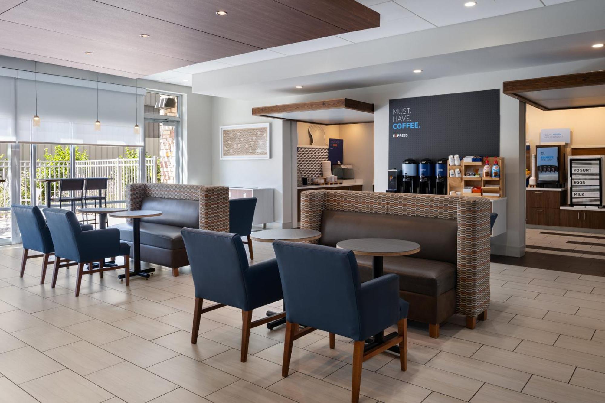 Holiday Inn Express & Suites - Madison West - Middleton By Ihg Buitenkant foto
