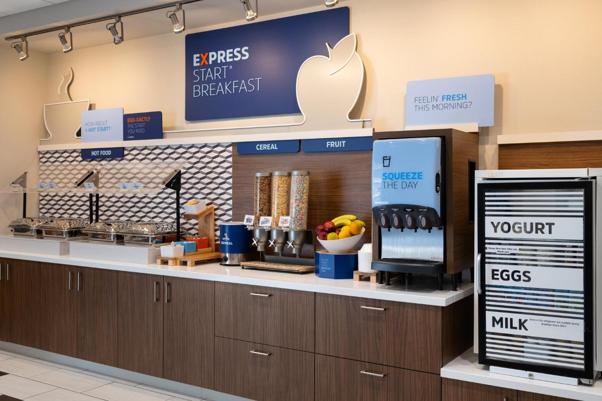 Holiday Inn Express & Suites - Madison West - Middleton By Ihg Buitenkant foto